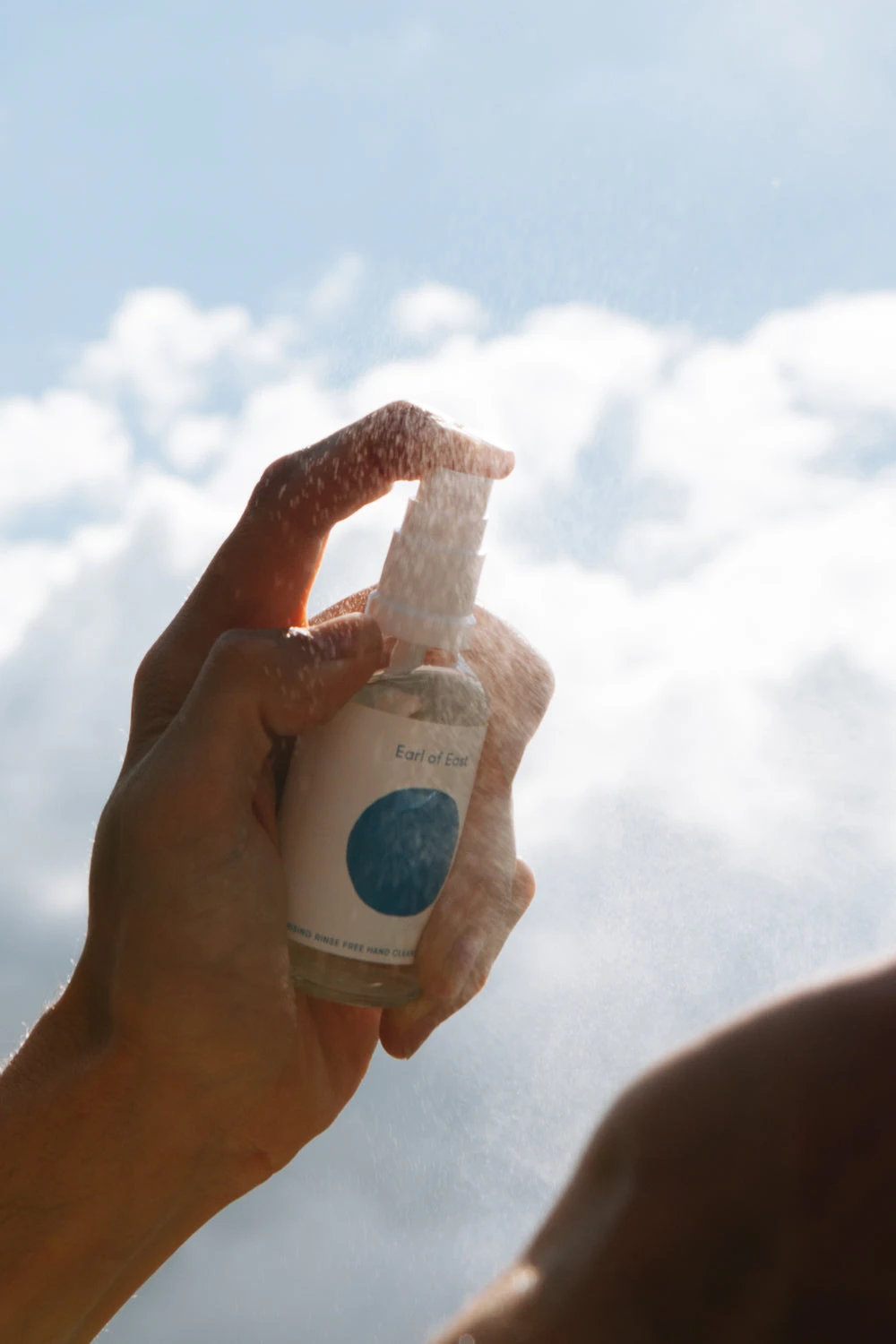 Earl Of East | Rinse-Free Hand Cleanser - 50ml 4 Earl Of East | Rinse-Free Hand Cleanser - 50ml - Image 2