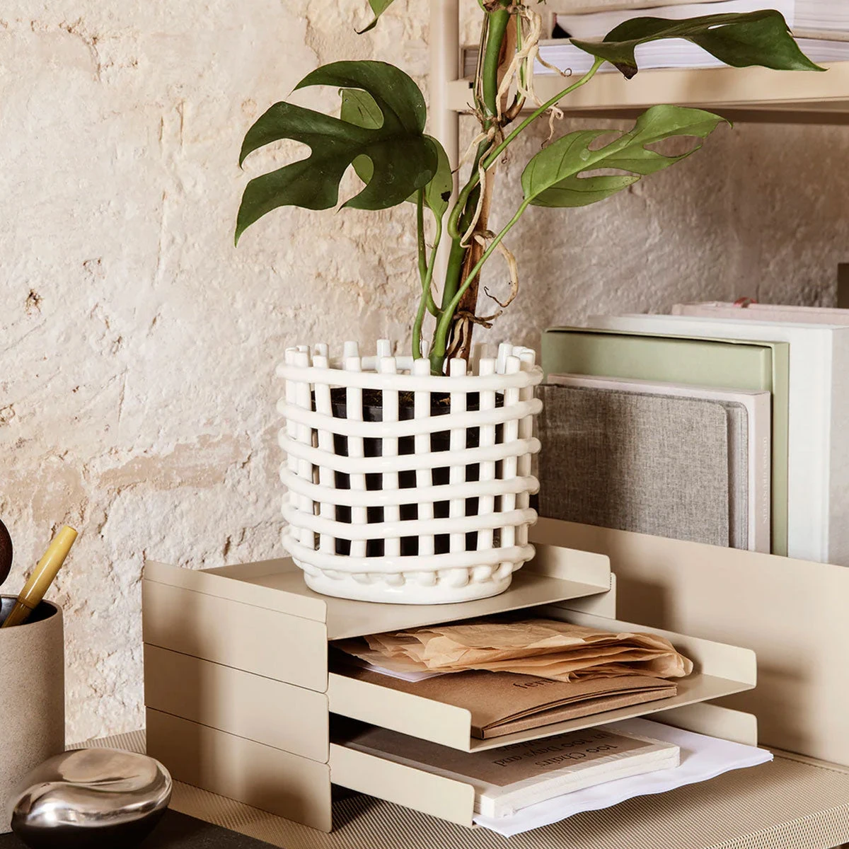Ferm LIVING | Ceramic Basket - Small - Off-White 4 Ferm LIVING | Ceramic Basket - Small - Off-White - Image 2
